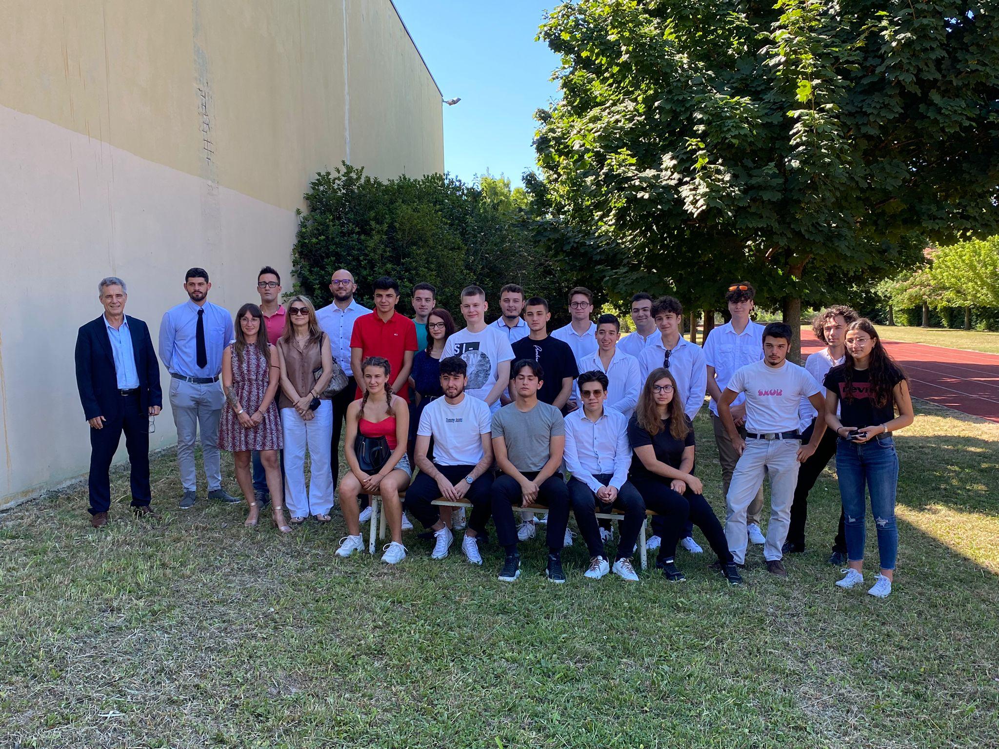 Staranzano, festa per i centini del Brignoli-Einaudi-Marconi che inaugura auditorium e campo di pallacanestro